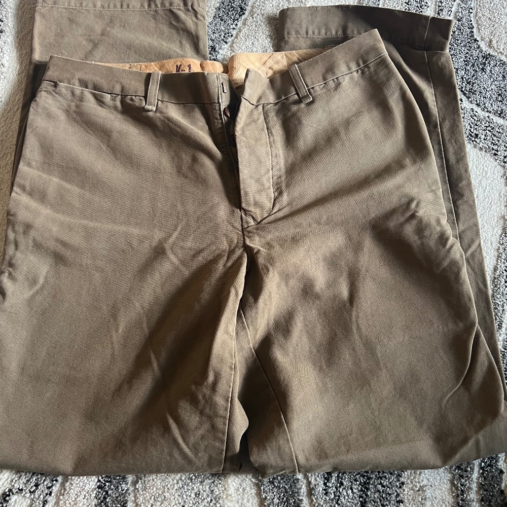 Dockers military K1 khakis size 34x34 awesome !